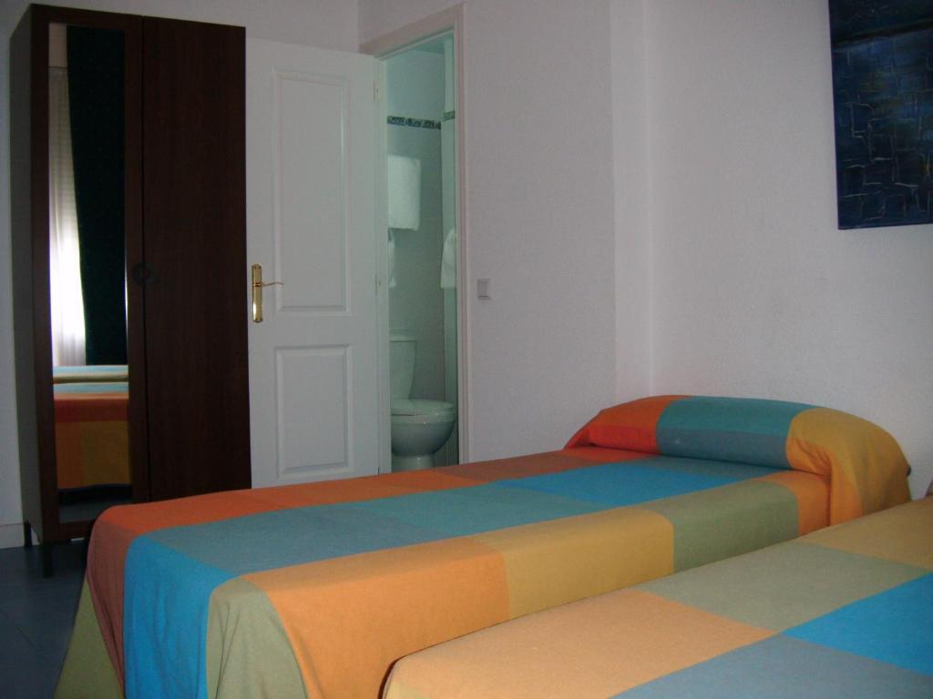 Puerta Del Sol Rooms Madryt Pokój zdjęcie